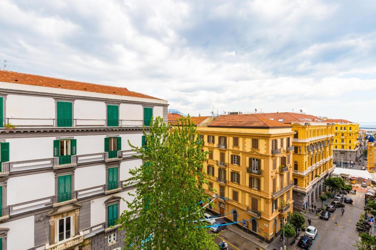Maria'S Bright Flats At The Cathedral Apartment Napoli Bagian luar foto