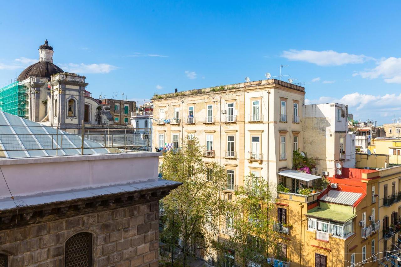 Maria'S Bright Flats At The Cathedral Apartment Napoli Bagian luar foto