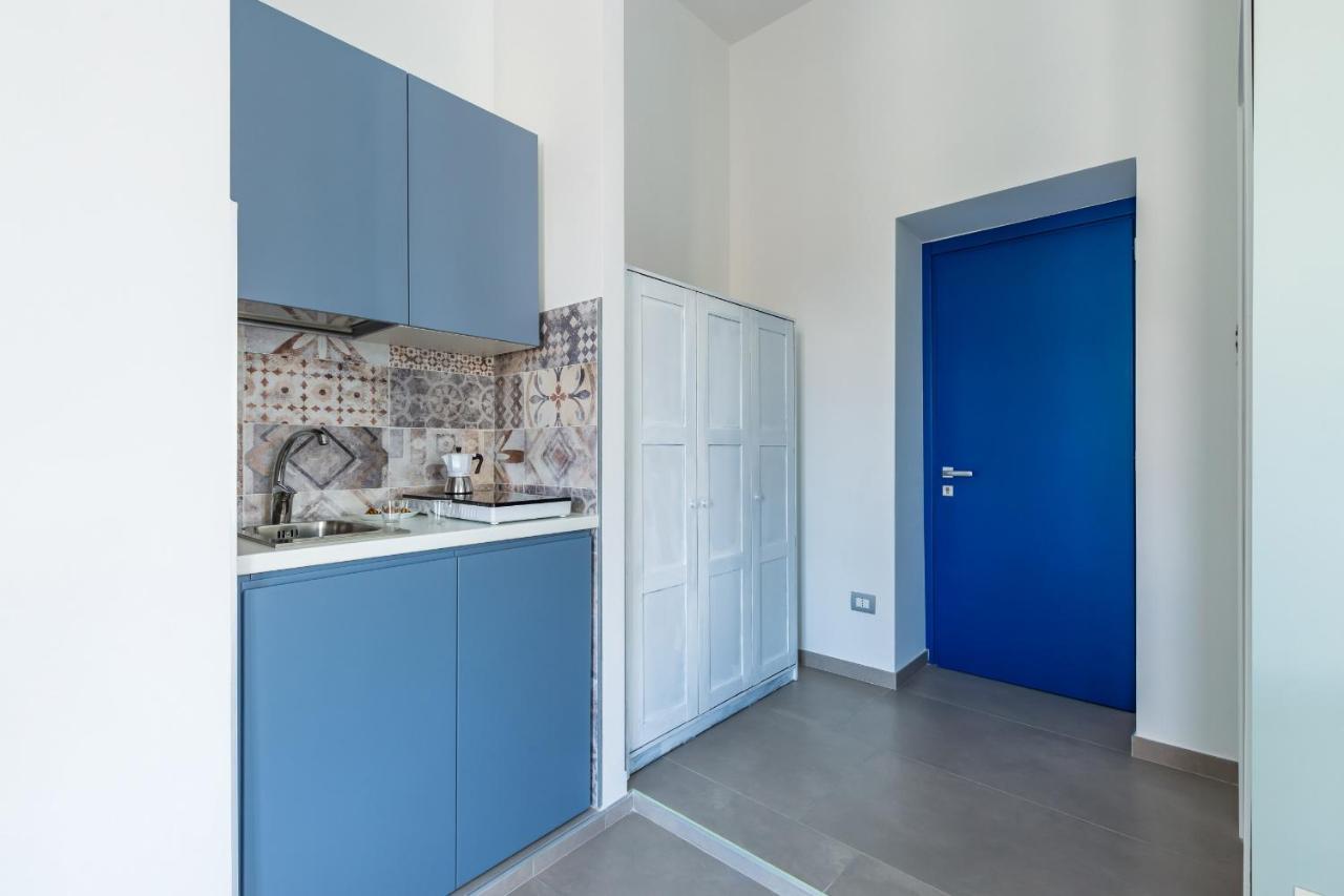 Maria'S Bright Flats At The Cathedral Apartment Napoli Bagian luar foto