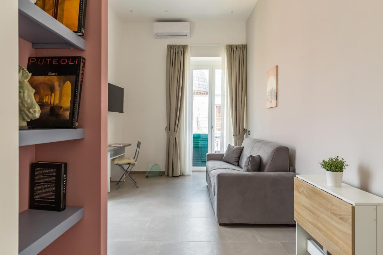 Maria'S Bright Flats At The Cathedral Apartment Napoli Bagian luar foto
